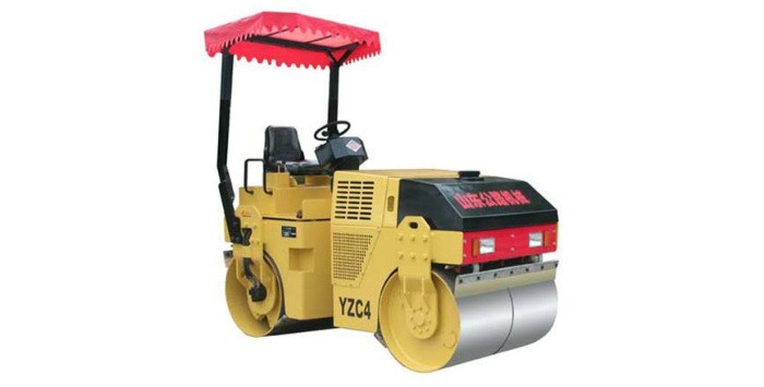 YZC4型串聯(lián)振動(dòng)壓路機